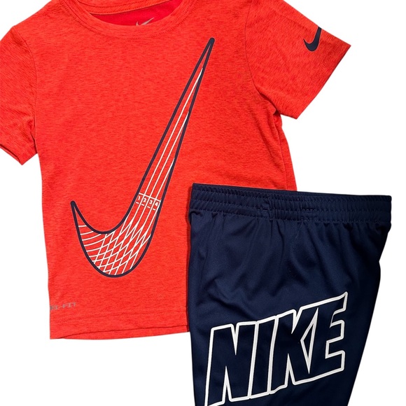 Boys Size 6 Nike Dri-FIT 2PC Set Orange Graphic Tee & Navy Shorts NWT - Picture 3 of 3